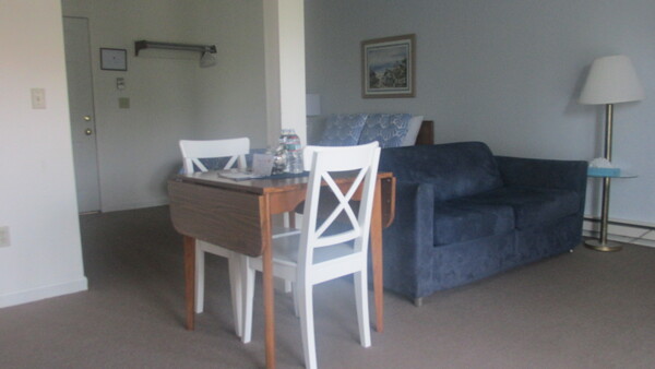 Queen Studio Second Floor Side Photo 3