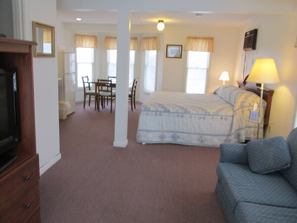 King Studio Balcony Second Floor Photo 1