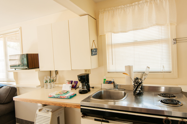 Merriwood First Floor- No balcony; close patio Photo 4